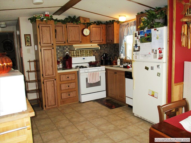Lot_40_Kitchen