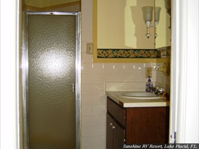 Apt #307 Bath