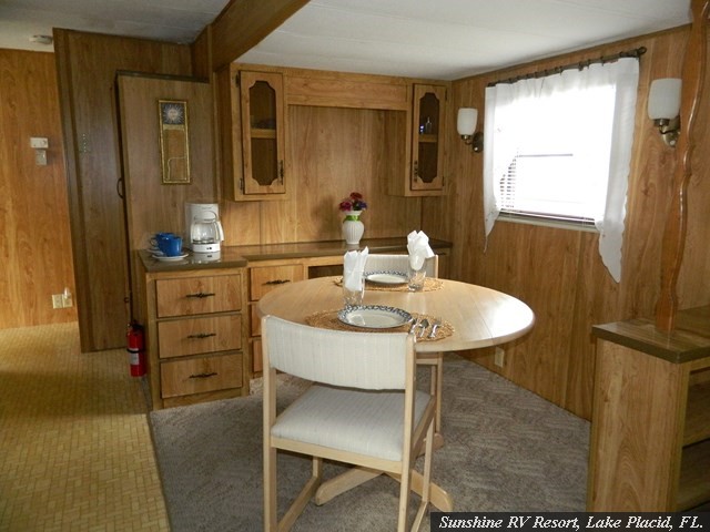 lot_14_Dining Area