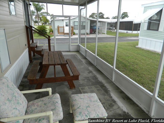 Lot_218_Screen Room view b