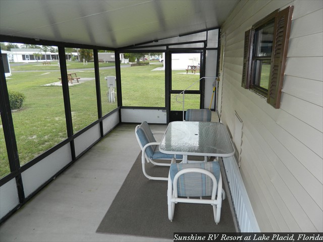 Lot_297_Screen Room 